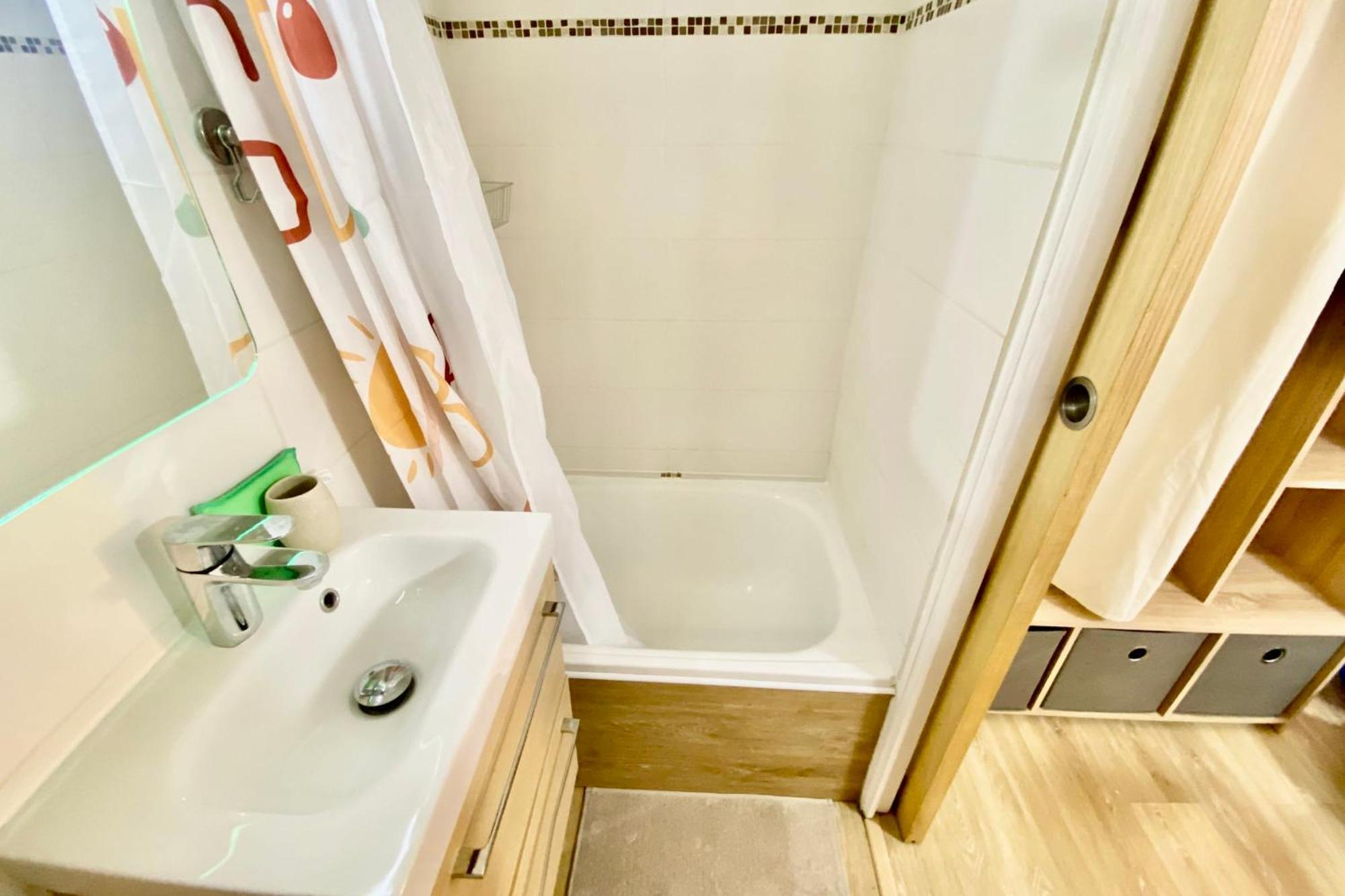 Studio Near The City Center Монпелие Екстериор снимка